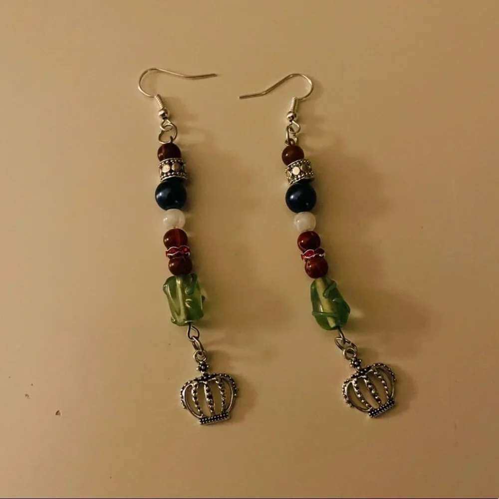 New Handmade Sterling Silver Queen Green Blue & Red Dangle OOAK Earrings